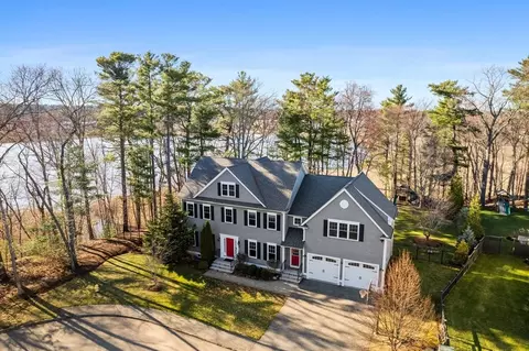 95 Gibson Ave, Dedham, MA 02026