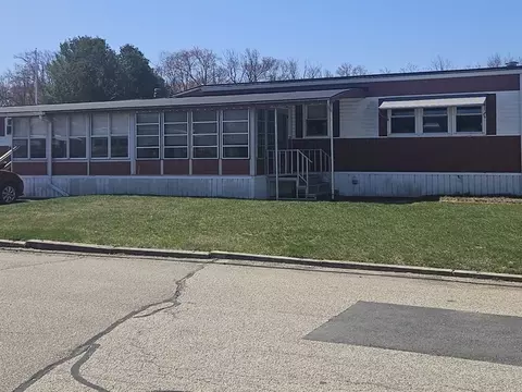 91 Julia Dr, Attleboro, MA 02703