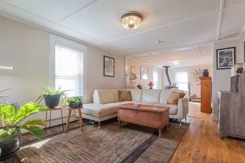 91 Holman # R, Attleboro, MA 02703