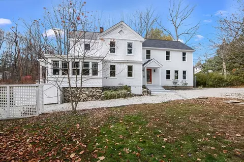 29 Austin Ln, Holliston, MA 01746