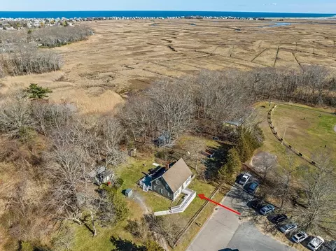 75 Regis Rd, Marshfield, MA 02050