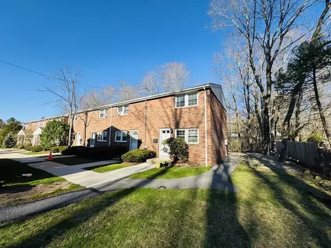 23 Regency Dr #23, Holliston, MA 01746