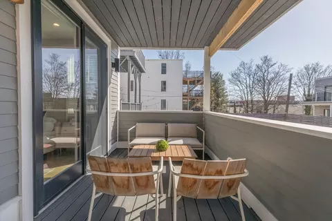 409 E 7th St #1, Boston, MA 02127 photo 22