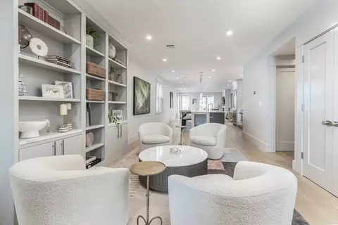 409 E 7th St #1, Boston, MA 02127 photo 13