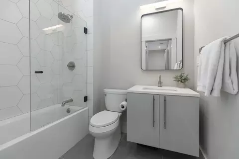 409 E 7th St #1, Boston, MA 02127 photo 28