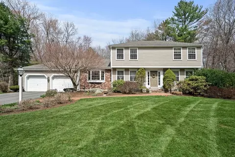 15 Guinevere, Easton, MA 02356