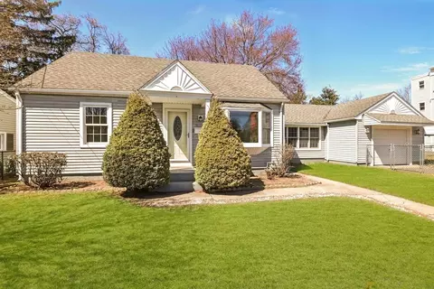 96 Providence St, Chicopee, MA 01020