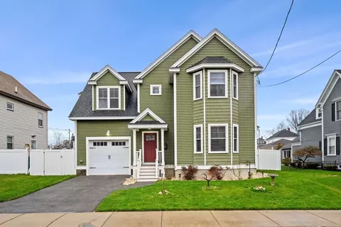 111 Jenness St, Lowell, MA 01851