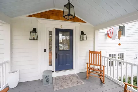 Exterior - 4 Volunteer Rd, Hingham, MA 02043 photo 2 of 7