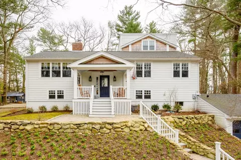 Exterior - 4 Volunteer Rd, Hingham, MA 02043 photo 1 of 7