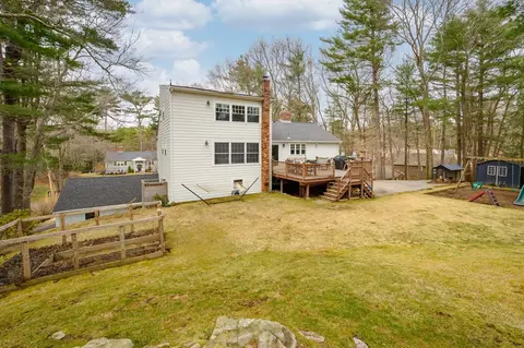 Exterior - 4 Volunteer Rd, Hingham, MA 02043 photo 3 of 7