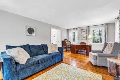 20 Colonial Dr, Framingham, MA 01701 photo 7