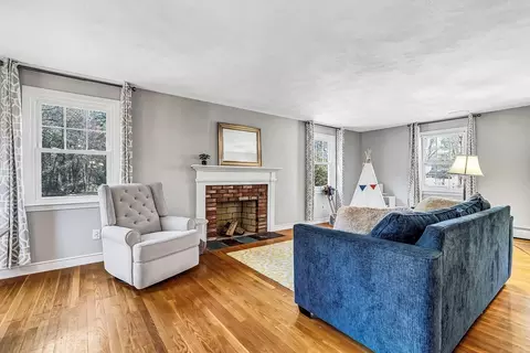 20 Colonial Dr, Framingham, MA 01701 photo 6
