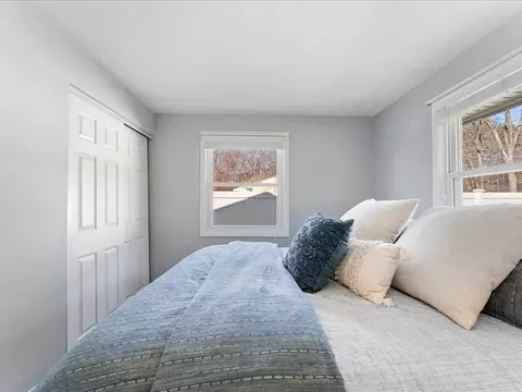 Bedroom - 5 Perkins Rd, Danvers, MA 01923 photo 2 of 8