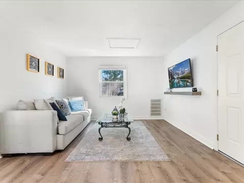 Living - 5 Perkins Rd, Danvers, MA 01923 photo 2 of 7