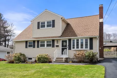 228 Saint Nicholas Ave, Worcester, MA 01606