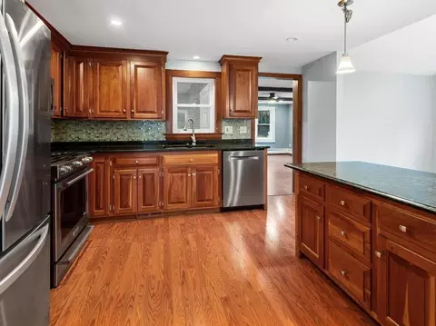 17 Rolling Ln, Framingham, MA 01701 photo 9