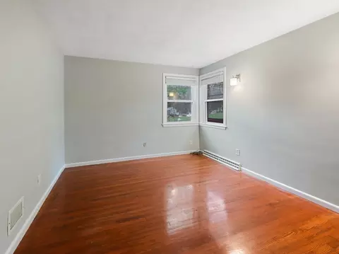 17 Rolling Ln, Framingham, MA 01701 photo 14