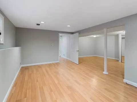 17 Rolling Ln, Framingham, MA 01701 photo 21