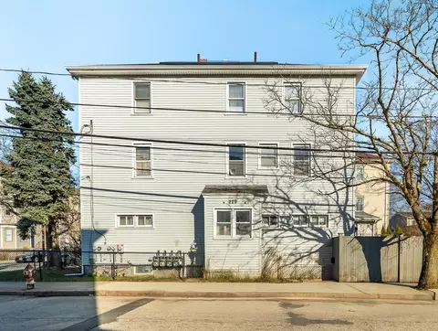 229 Palmer St, Fall River, MA 02724