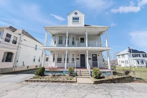 10-12 Lyle St, Attleboro, MA 02703