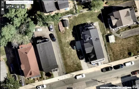 7 Browning Ave, Boston, MA 02124
