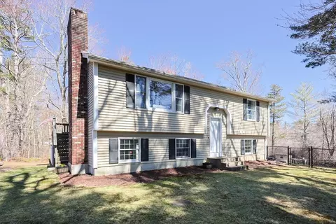 177 N Worcester St, Norton, MA 02766