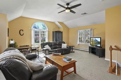 17 Henrys Path, Upton, MA 01568 photo 19