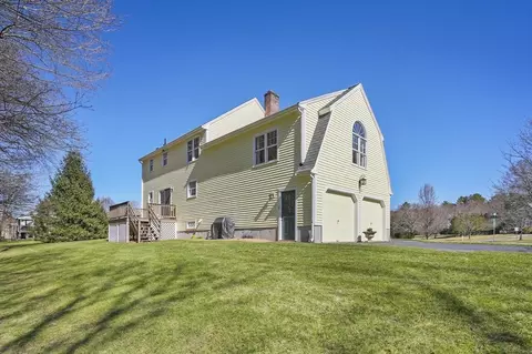 17 Henrys Path, Upton, MA 01568 photo 35