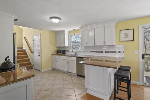 17 Henrys Path, Upton, MA 01568 photo 12