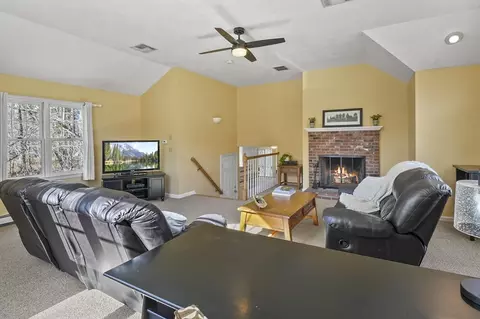 17 Henrys Path, Upton, MA 01568 photo 18