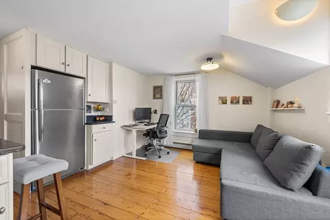 12 Davis Ct #2, Brookline, MA 02445 photo 7