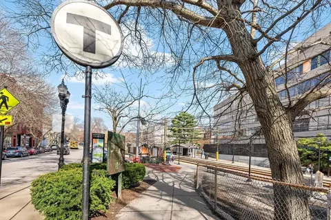 12 Davis Ct #2, Brookline, MA 02445 photo 25