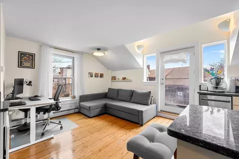 12 Davis Ct #2, Brookline, MA 02445 photo 9