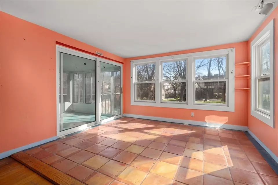 Exterior - 303 Ward St, Newton, MA 02459 photo 4 of 6