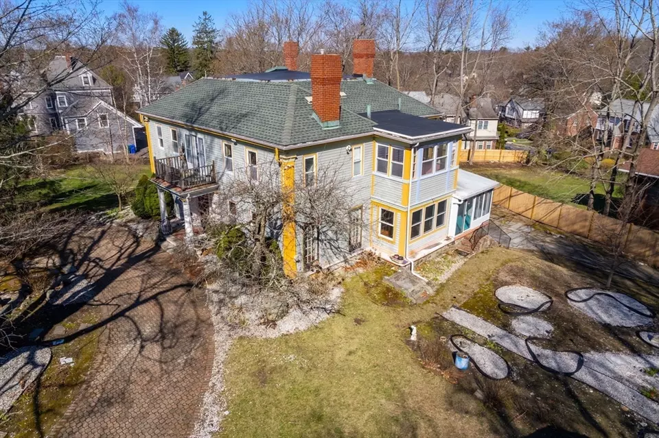 Exterior - 303 Ward St, Newton, MA 02459 photo 6 of 6