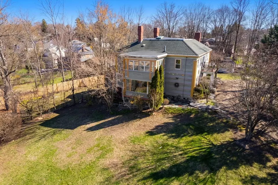 Exterior - 303 Ward St, Newton, MA 02459 photo 5 of 6