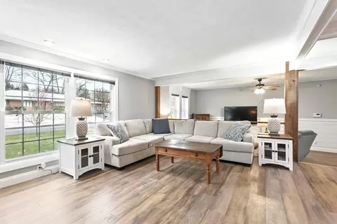56 Tallyho Dr, Springfield, MA 01118 photo 5