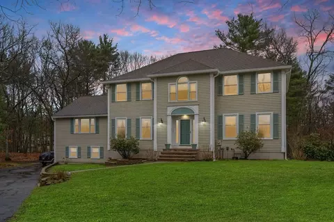 173 Bridges Ln, North Andover, MA 01845
