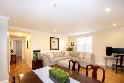 145 Hancock St #210, Braintree, MA 02184