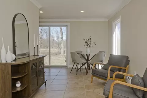 19 Keddy St, Easthampton, MA 01027 photo 7