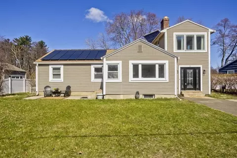 19 Keddy St, Easthampton, MA 01027 photo 3