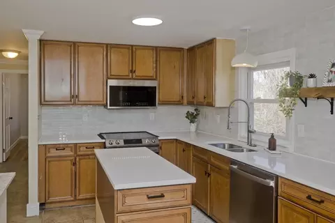 19 Keddy St, Easthampton, MA 01027 photo 22