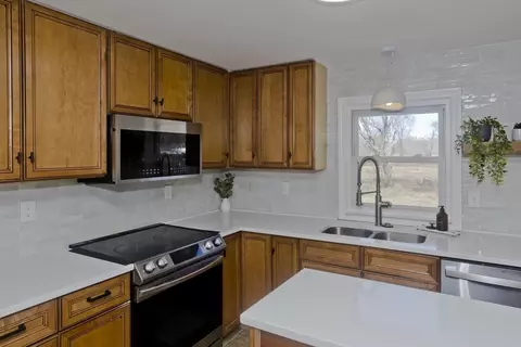 19 Keddy St, Easthampton, MA 01027 photo 20