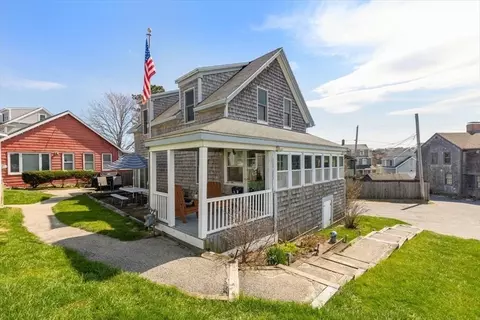 6 Driftway Ave, Hull, MA 02045 photo 8