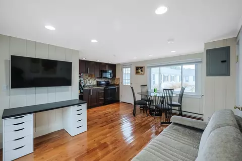 174 Captain Chase Rd #10, Dennis, MA 02639