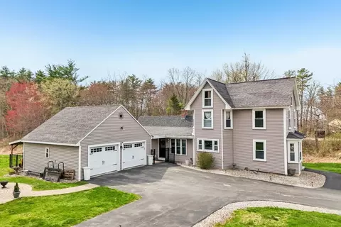 Exterior - 53 Stage Rd, Hampstead, NH 03841 photo 5 of 18