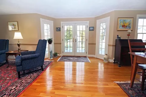 74 Page Rd, Needham, MA 02492 photo 9