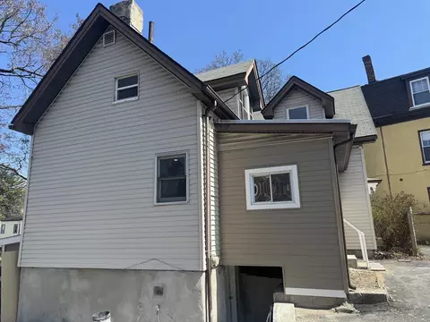 24 Fifield St, Dorchester, MA 02122 photo 3