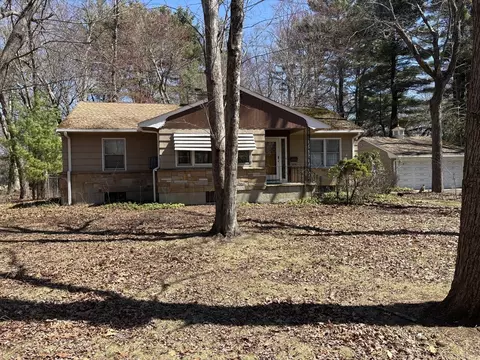 1036 Ash St, Brockton, MA 02301